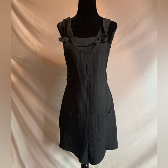 Boho Black Romper With Pockets - Picture 8 of 8